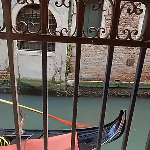 Ca Del Gambero Canal View Venice